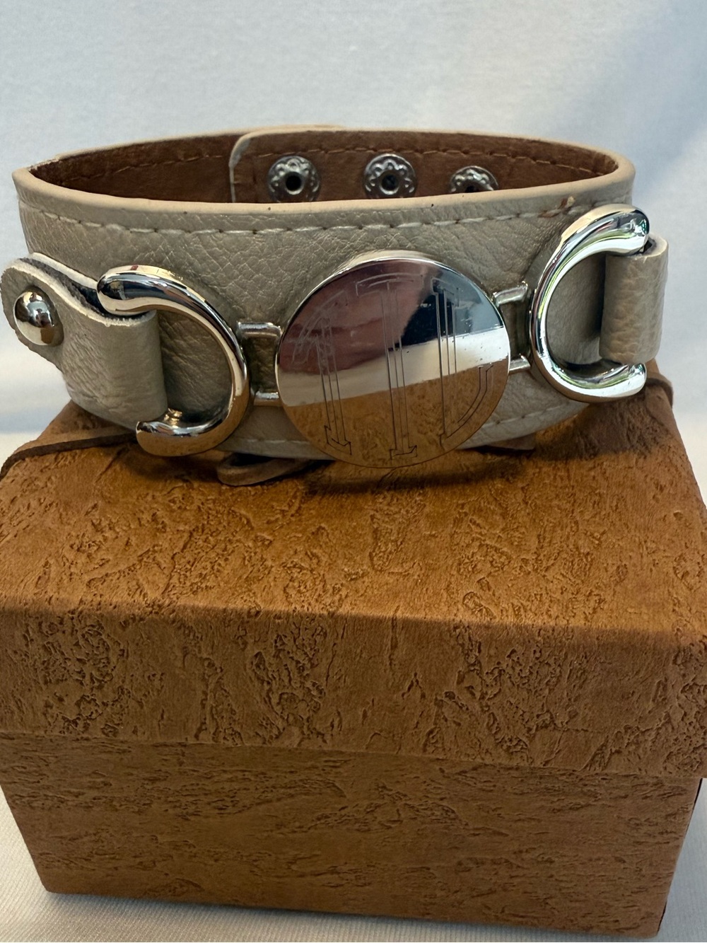 GUC Beige Leather Bracelet w/Silver Accents & TLT Monogrammed Initials in Center